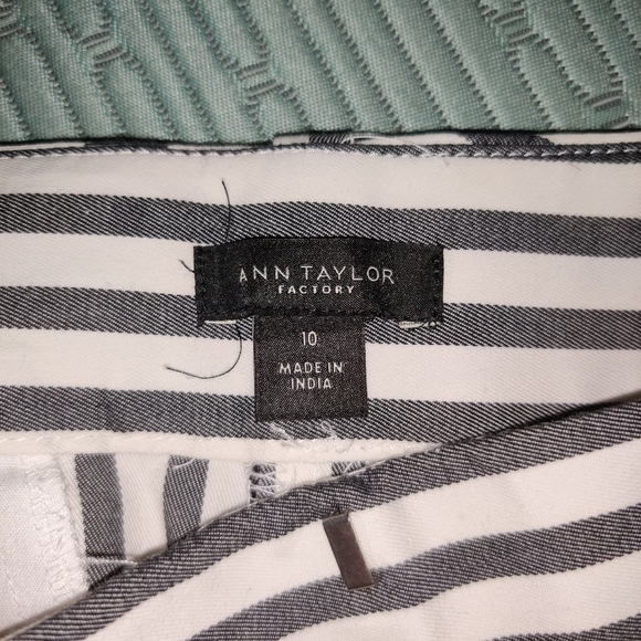 NWOT Ann Taylor Striped Dress Shorts Summer Spring 4 Pockets - Picture 5 of 6